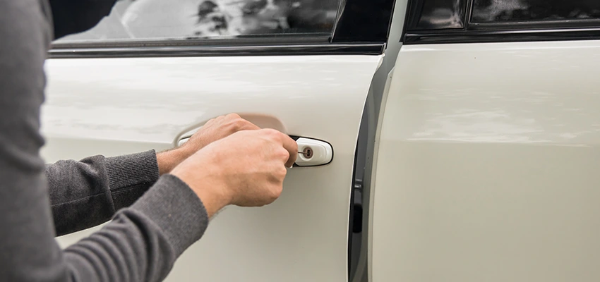 Unlock Car Door Service in Miami Gardens, FL